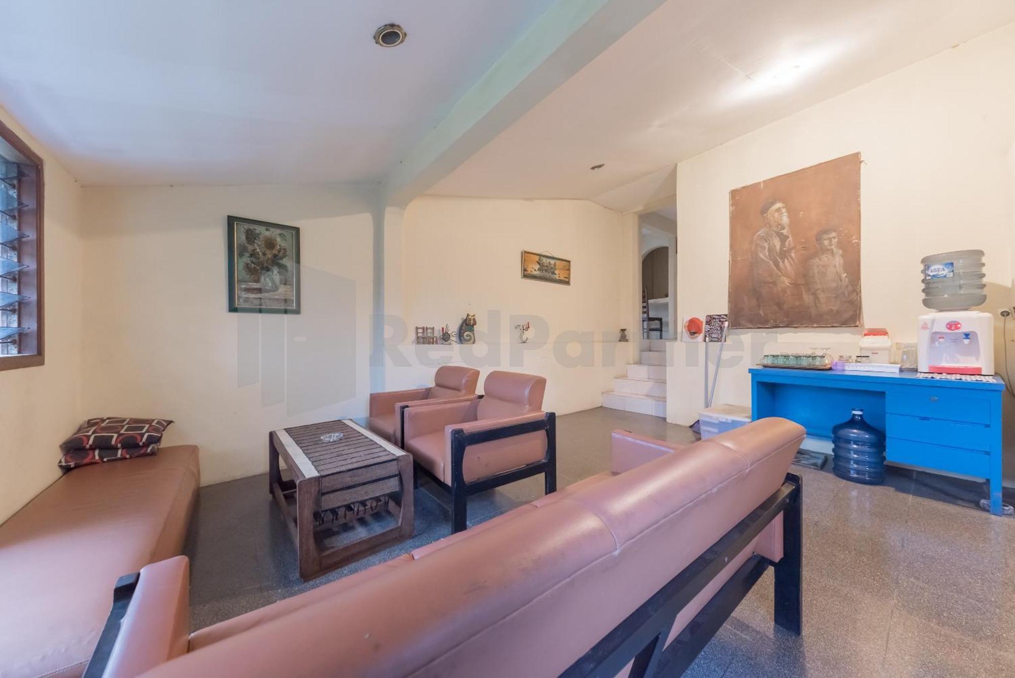 Bens Homestay Mitra Reddoorz Bogor Exteriör bild