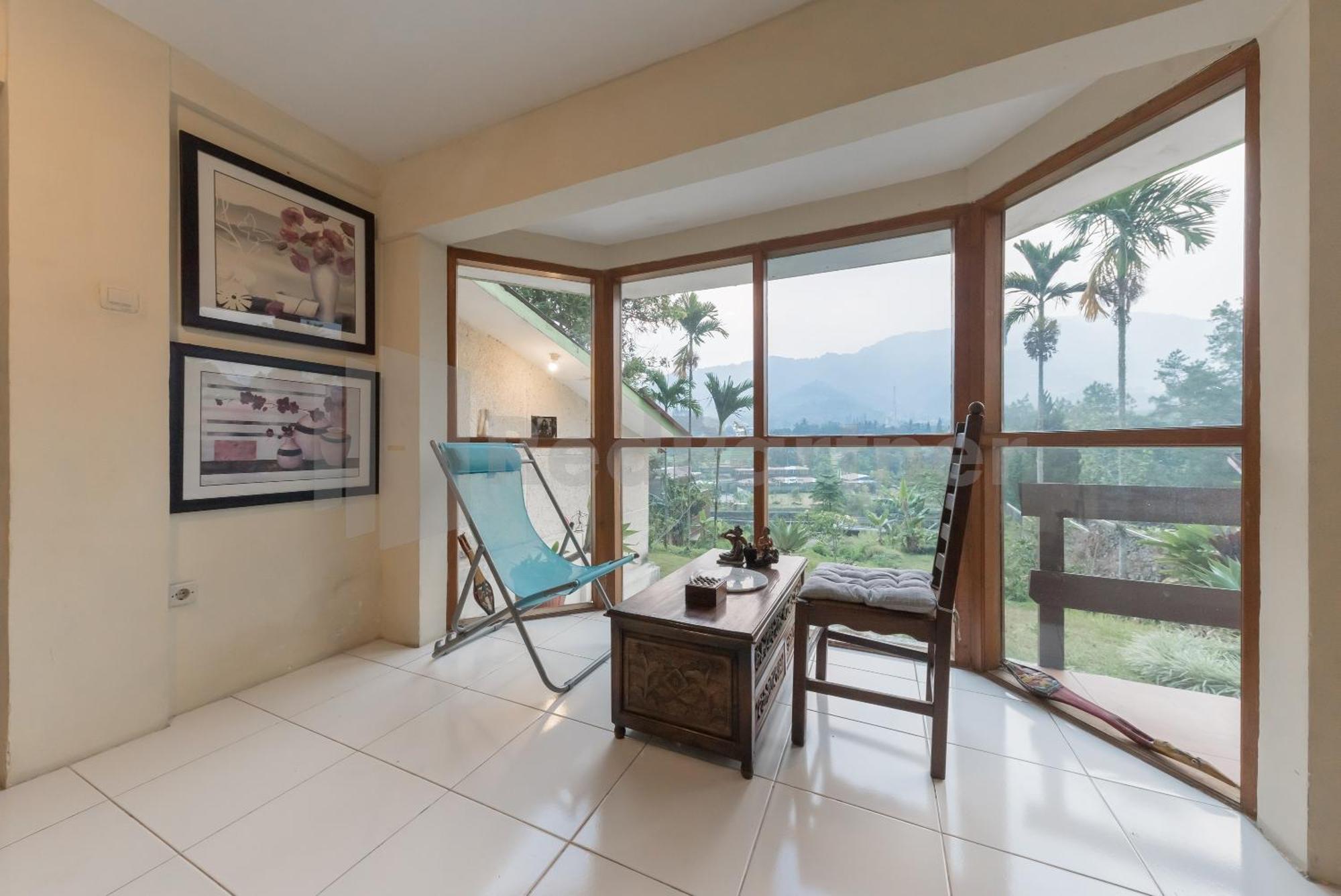 Bens Homestay Mitra Reddoorz Bogor Exteriör bild
