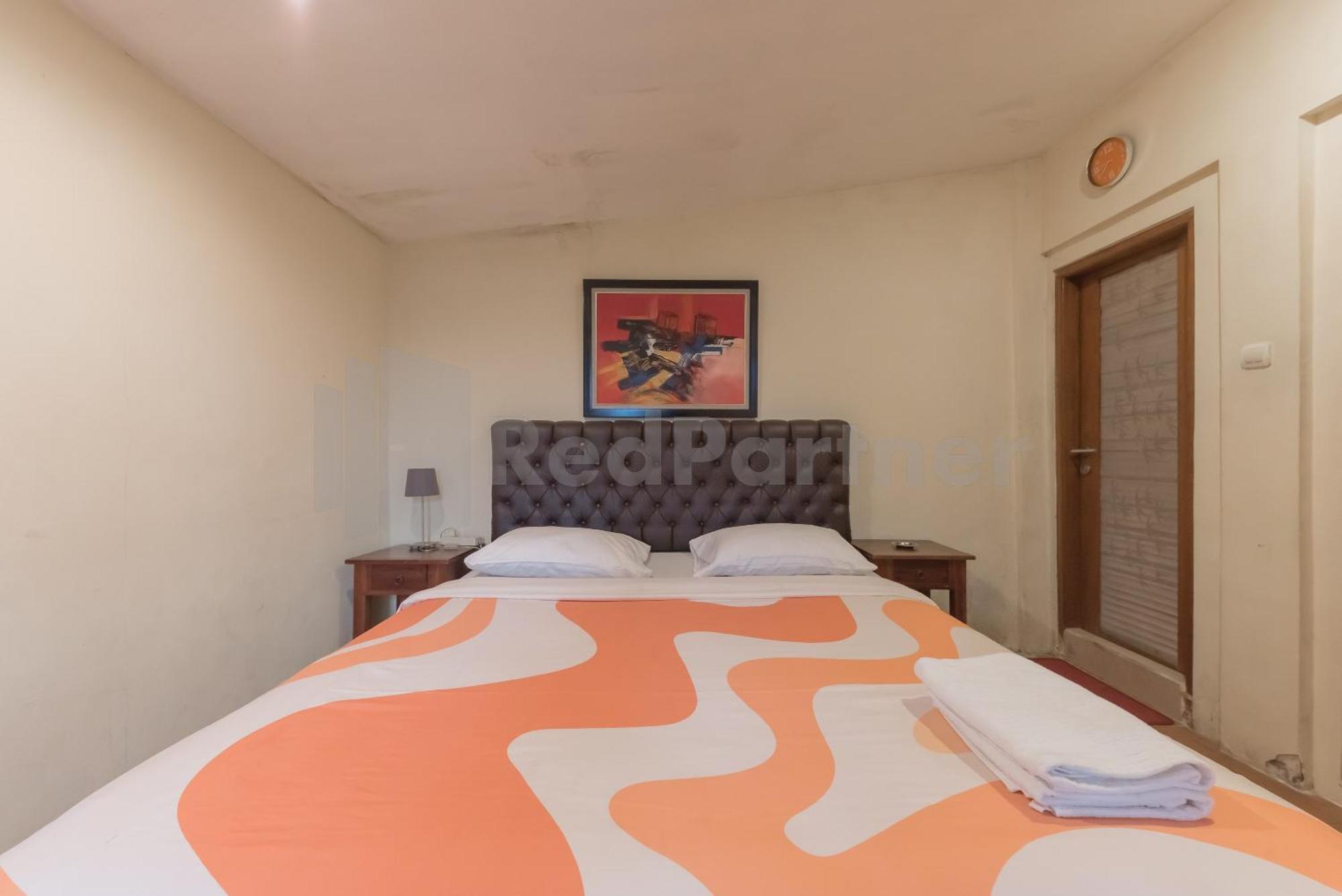 Bens Homestay Mitra Reddoorz Bogor Exteriör bild